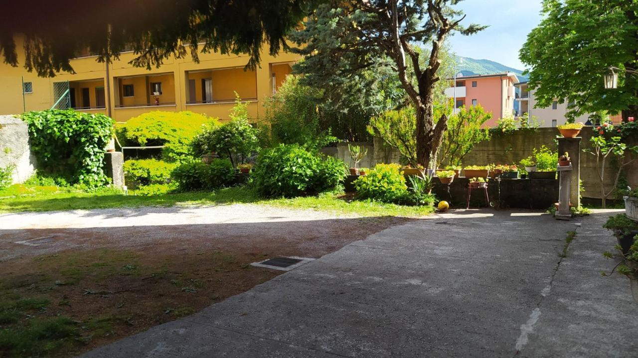 Il Giardino Dei Fiori Apartment Mandello del Lario Exterior photo